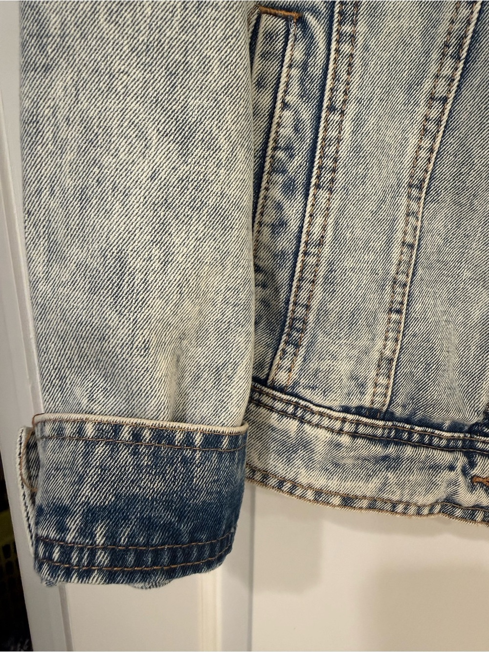 New York & Company SOHO Jeans Light Blue Denim Jacket - Picture 4 of 6
